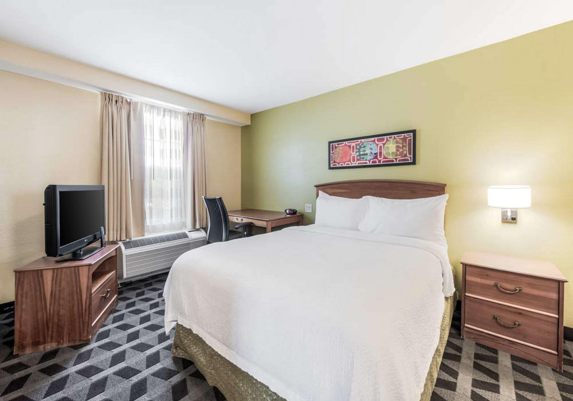 Birch Hills Suites - Blue Ash Exteriér fotografie