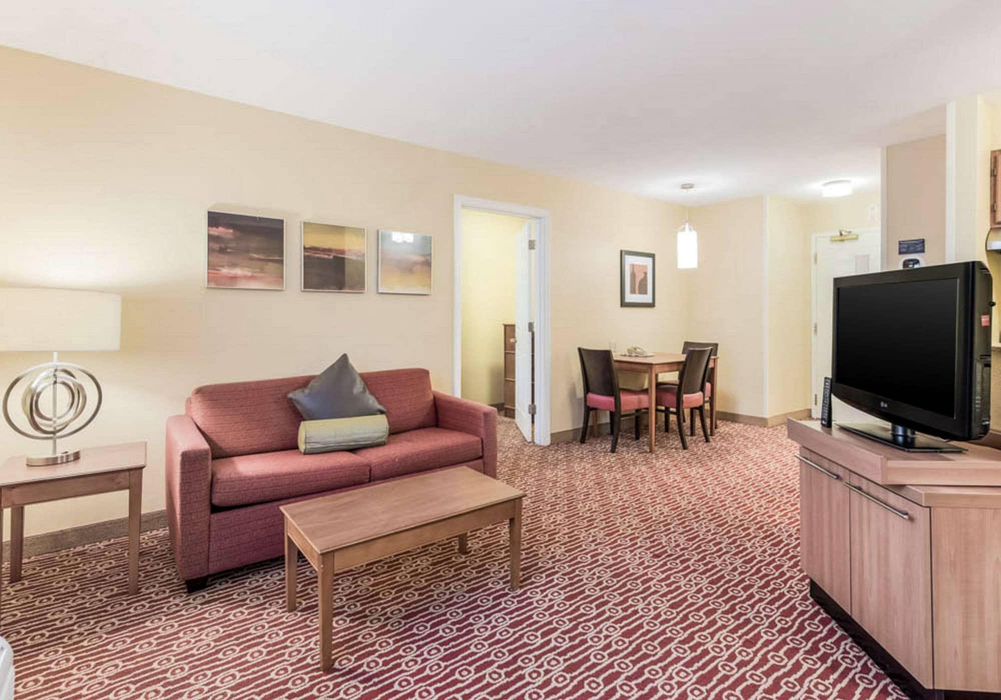 Birch Hills Suites - Blue Ash Exteriér fotografie