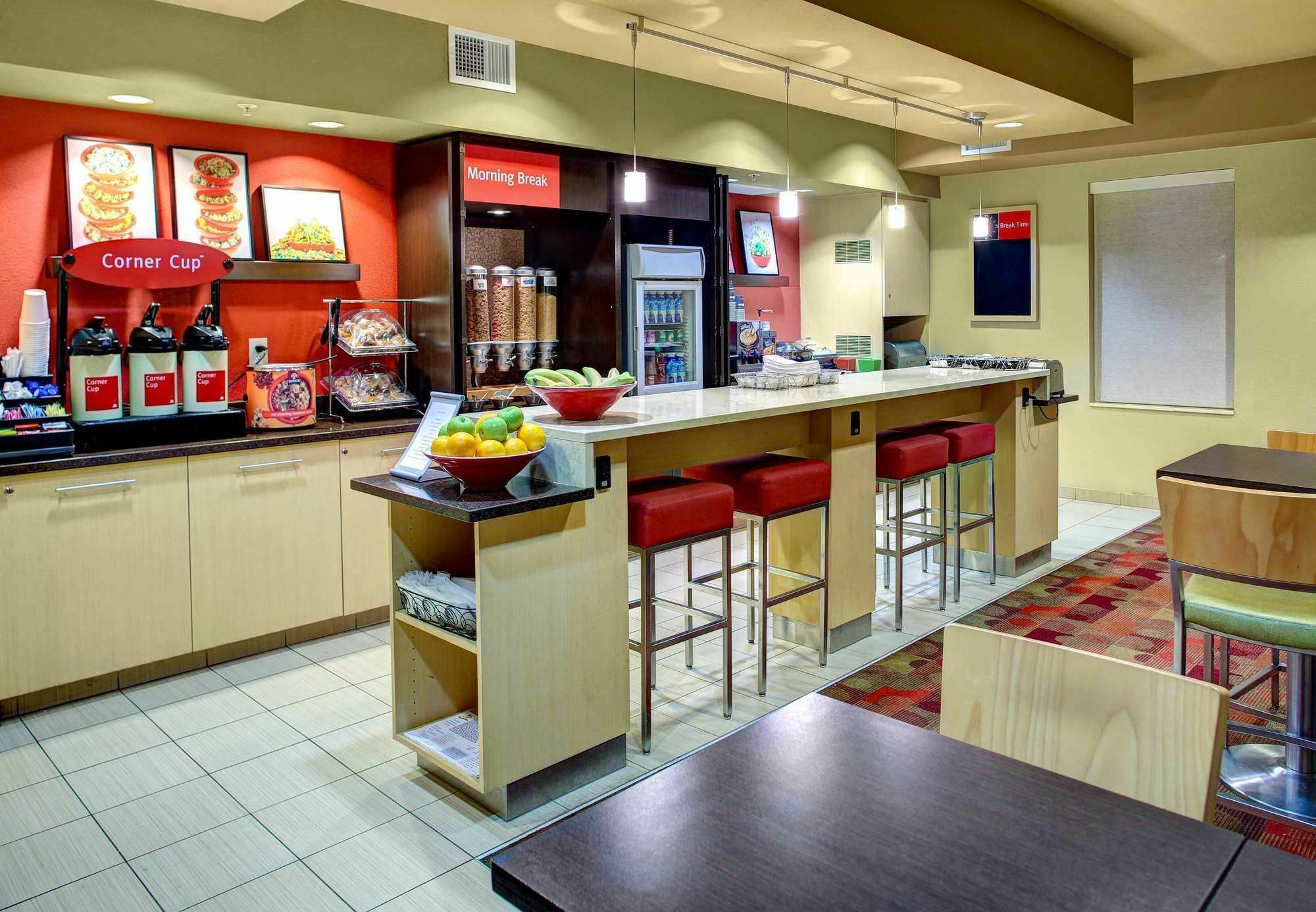Birch Hills Suites - Blue Ash Exteriér fotografie